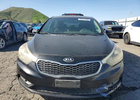 2016 Kia Forte Lx z USA, uszkodzony, nr VIN KNAFK5A81G5630593
